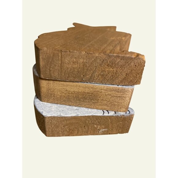 Handcrafted Wooden Easter Bunny Figures With Painted Details and Basket Design - Picture 9 of 9